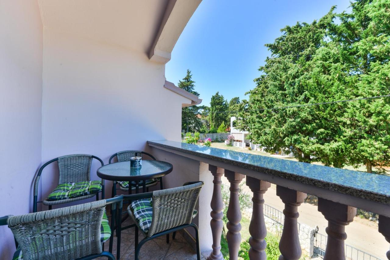 Family Friendly Apartments With A Swimming Pool Zadar - 18098 Bagian luar foto